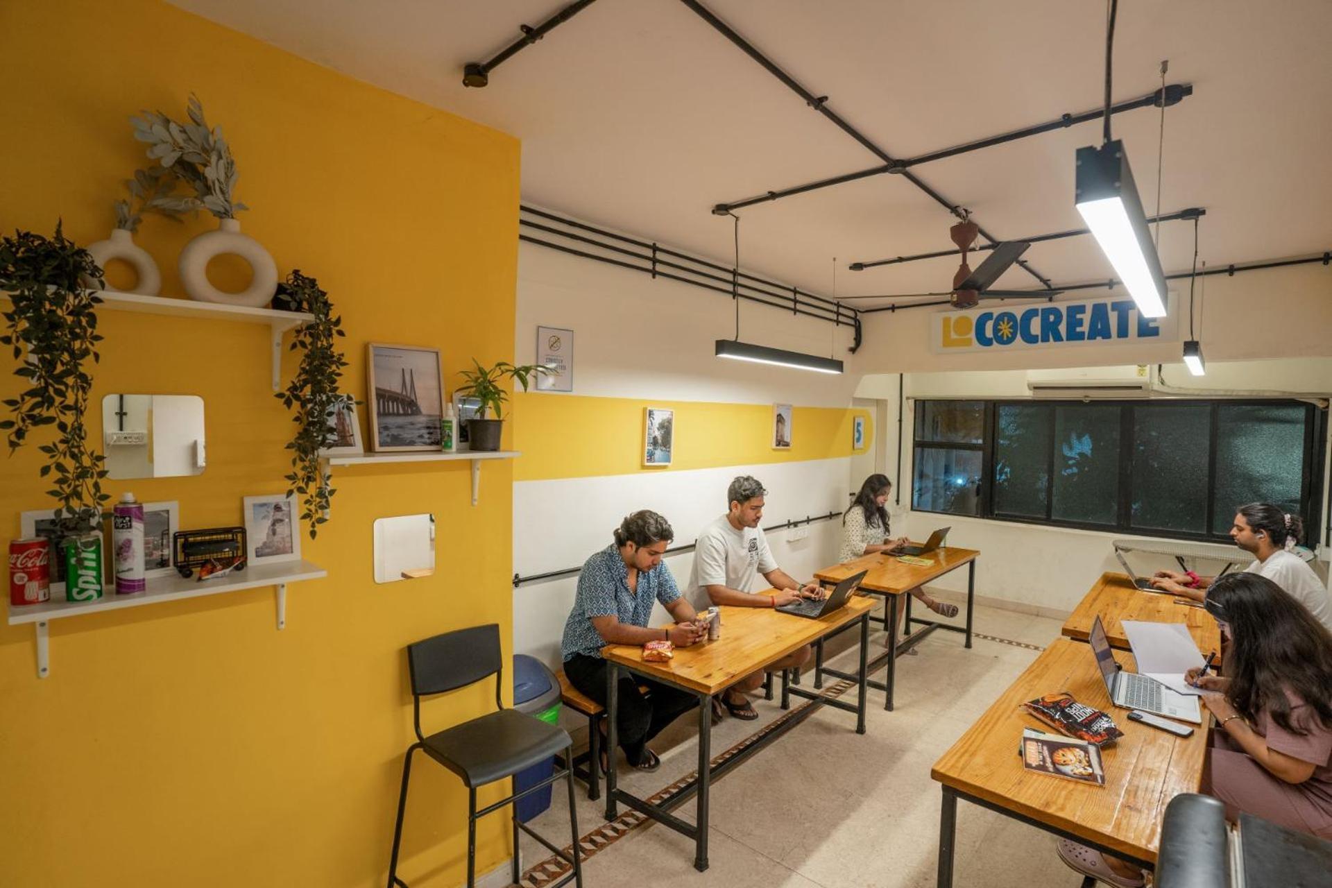 Locomo Express - Stay Work Eat Mumbai Kültér fotó